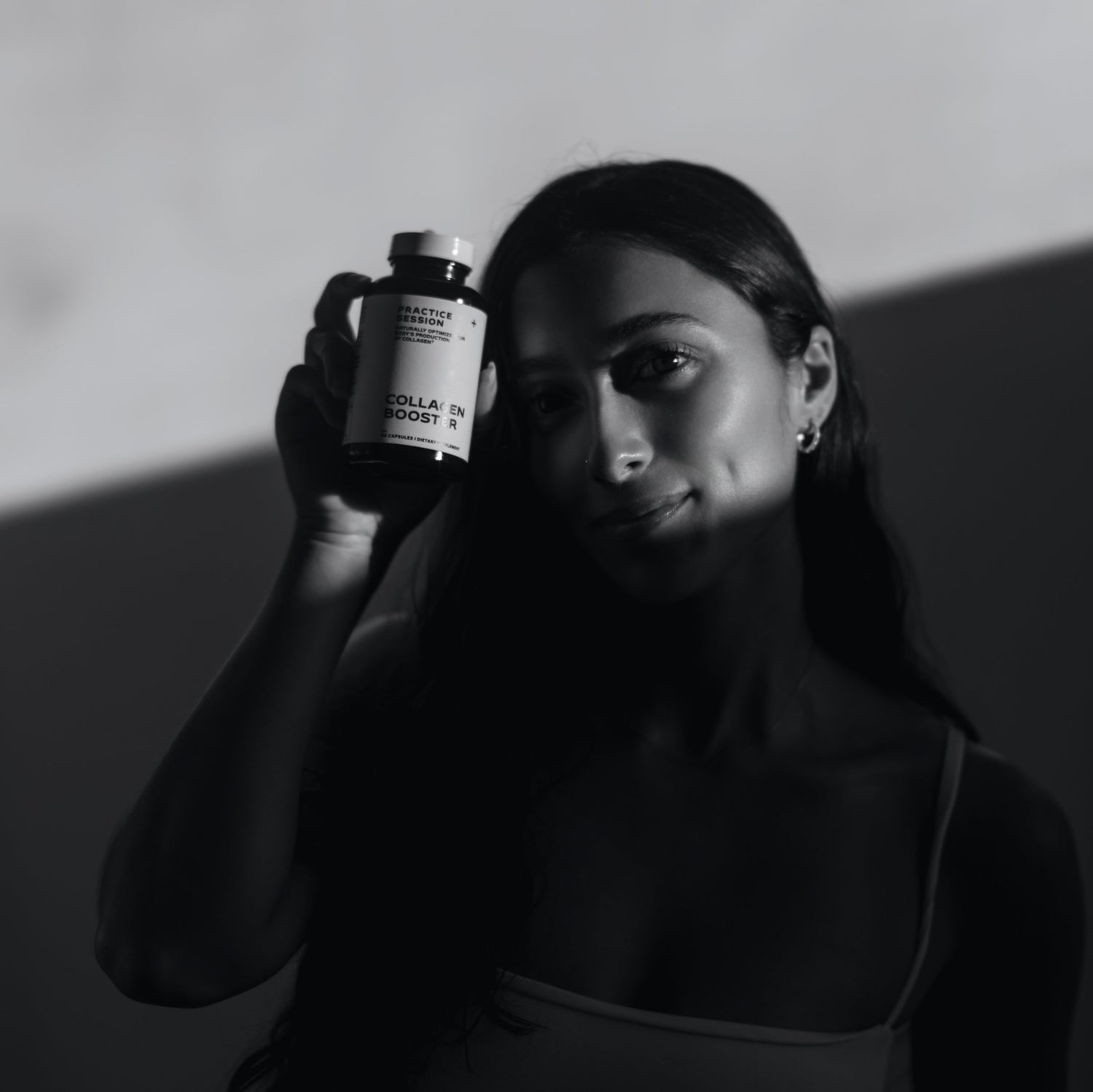 Collagen-Booster-Supplement-Lifestyle-001